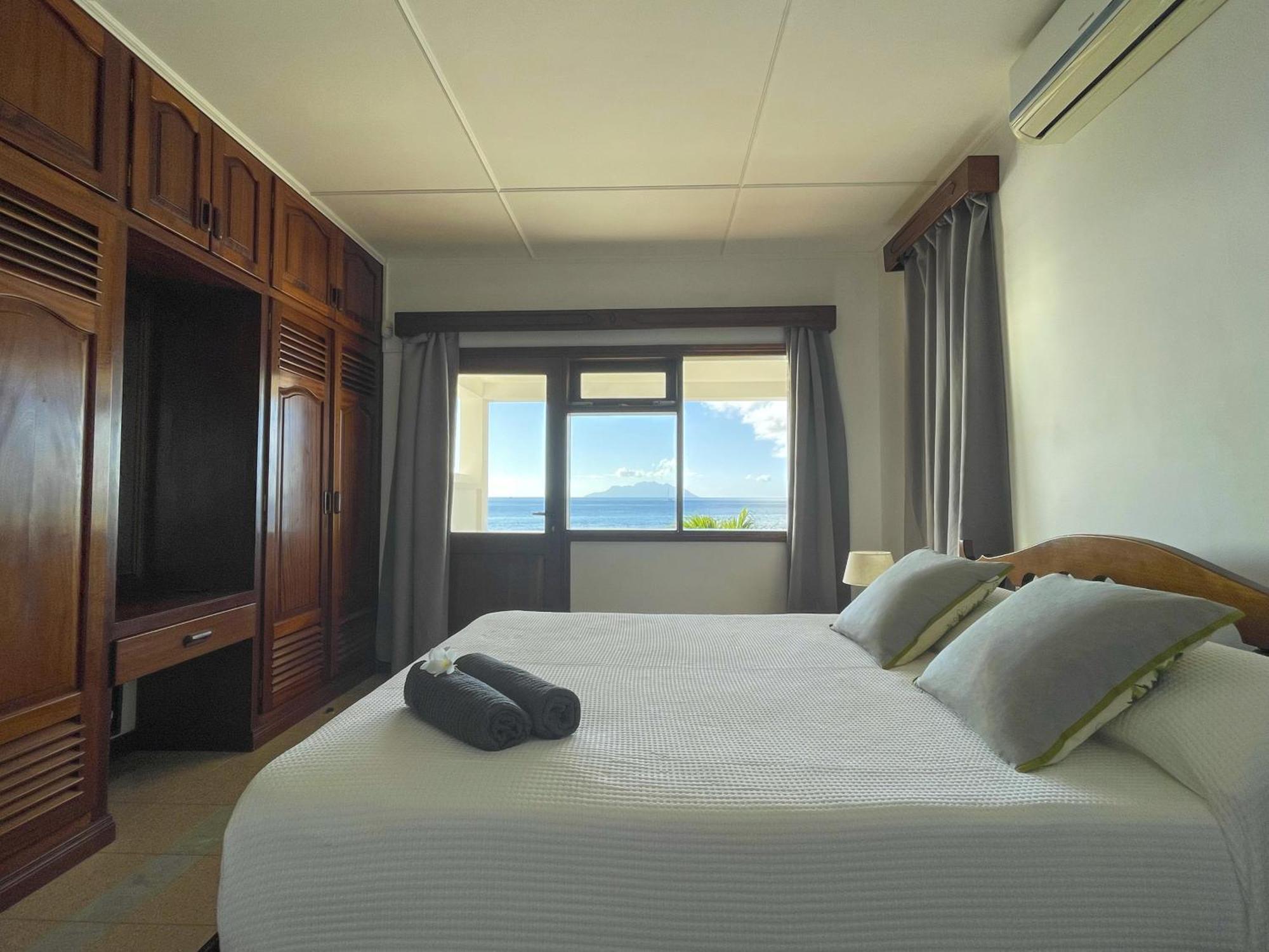 Beach View Villa - Beauvallon Villas Бо Валон Екстериор снимка