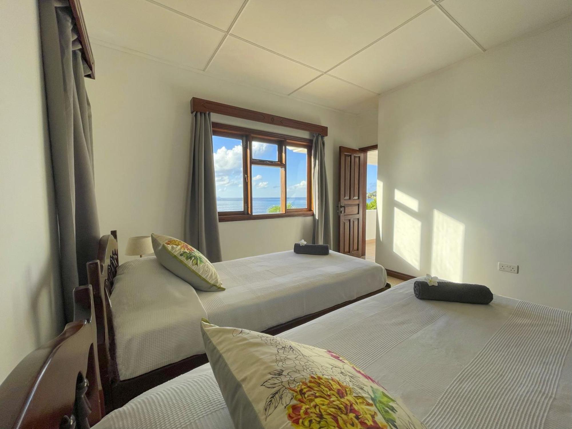 Beach View Villa - Beauvallon Villas Бо Валон Екстериор снимка